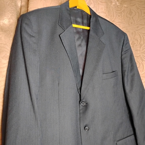 Elegant Men's Dark Blazer - Picture 3 of 16